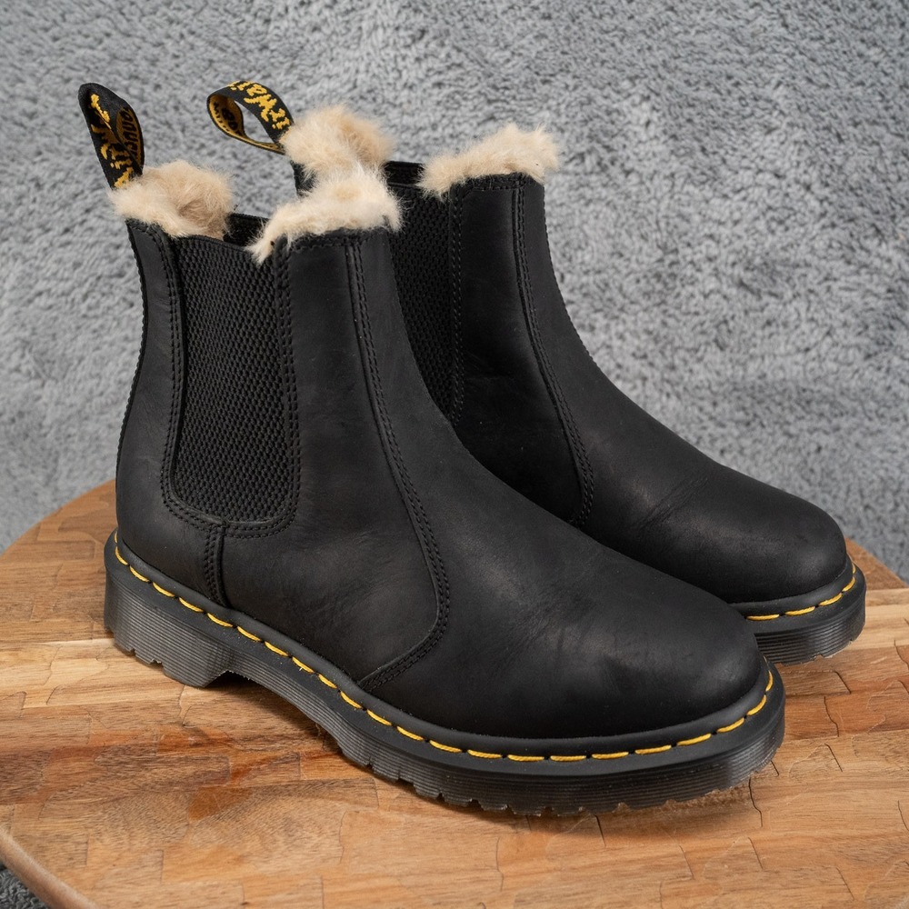 Dr. Martens 2976 Leonore Faux Fur Lined Chelsea Boots Black Leather Women's US 6